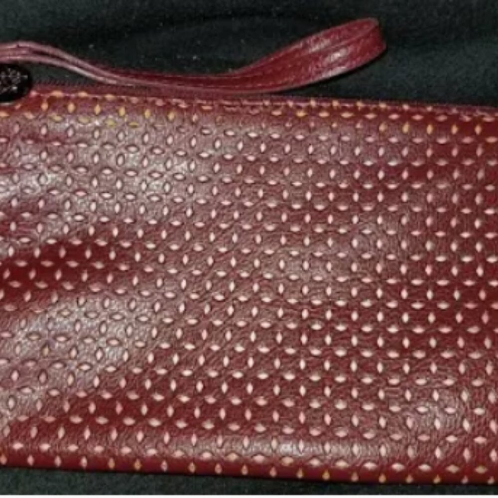 Laura Geller cosmetic bag - Burgundy faux leather w/ rose gold zipper pull